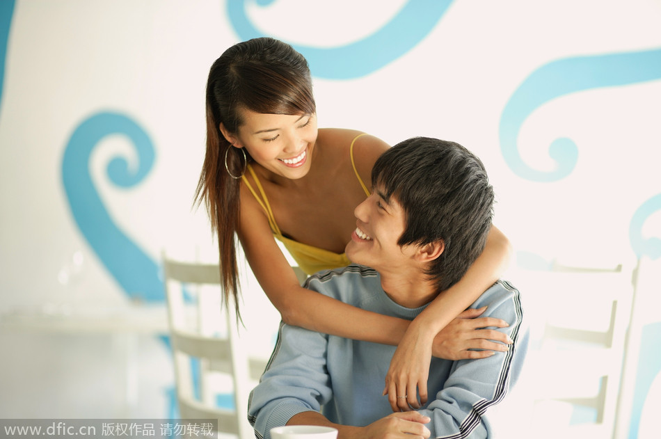 “一站式”解读赋能外贸发展！梅州综保区外贸政策联合宣讲会举办