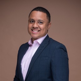 我国网民规模已达11.23亿人,互联网普及率达79.7%